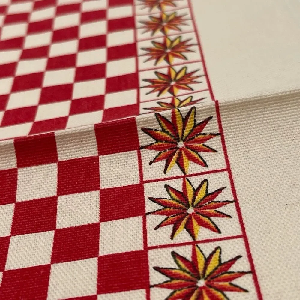 WILLIAMSBURG Kitchen Towel Red‎ White One Size Checkered Squares Print Handwoven